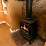Sixpence Pickering