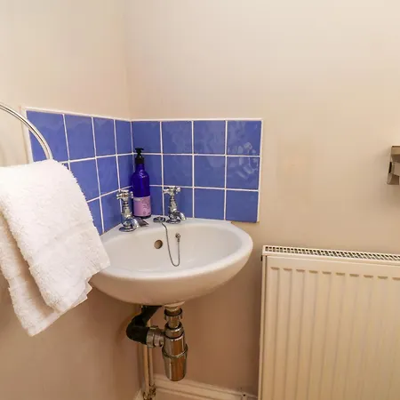 בית נופש Sixpence *