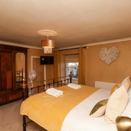 בית נופש Sixpence פיקרינג