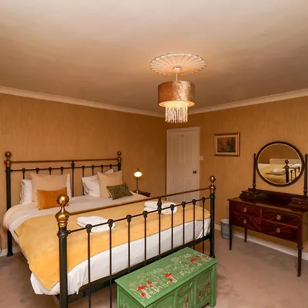 Sixpence بيكرينغ