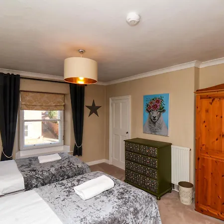 Sixpence بيت للعطل بيكرينغ