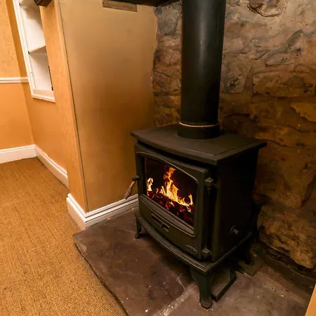 Sixpence بيكرينغ